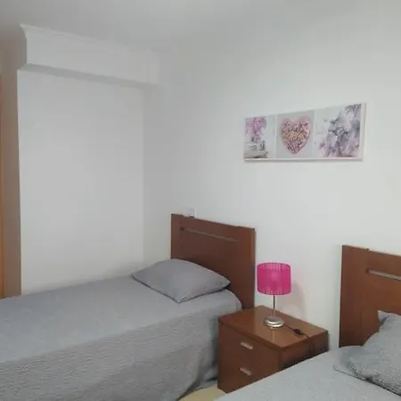 Girassol Apartment *